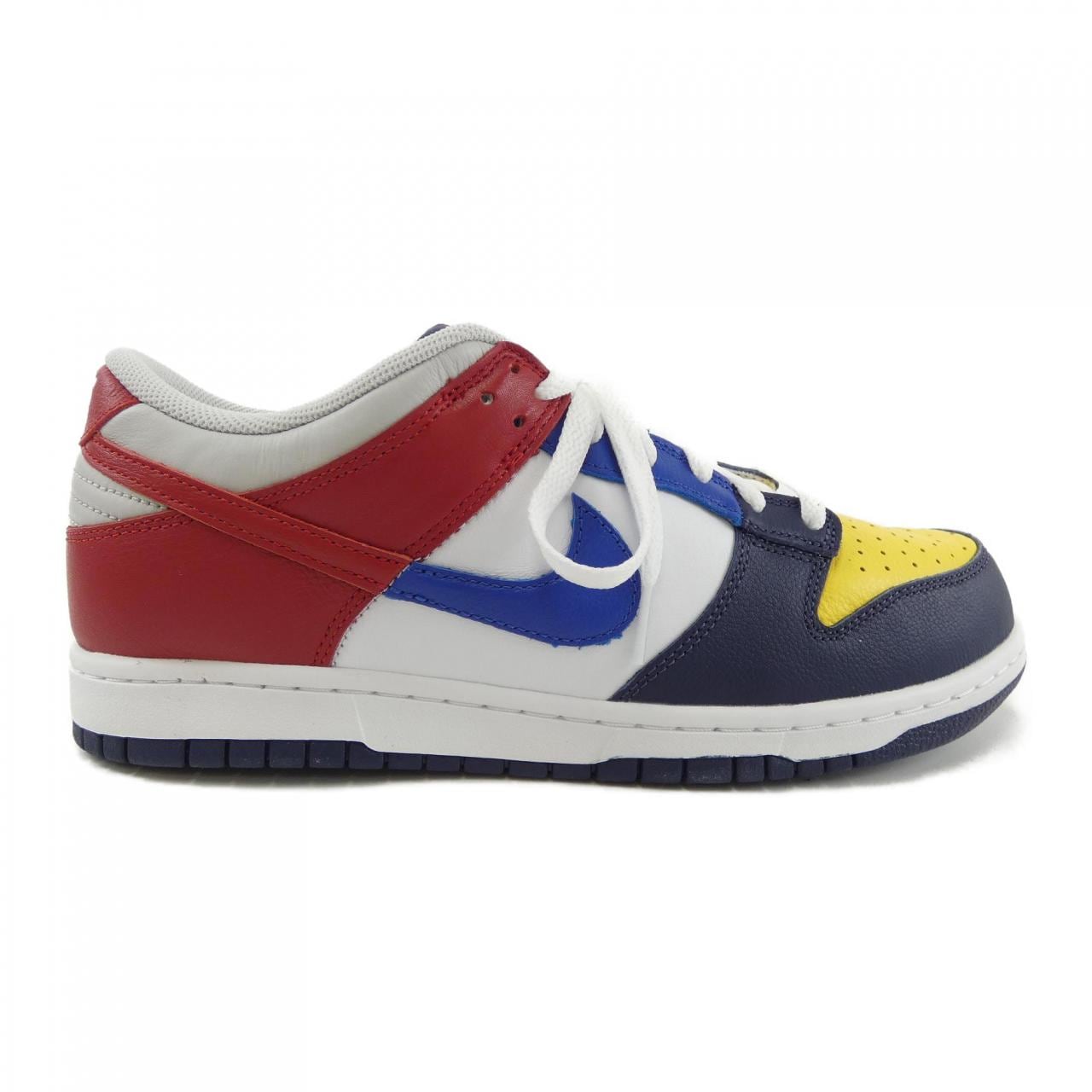 ナイキ NIKE スニーカー