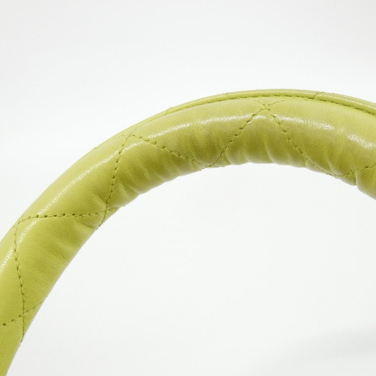 シャネル バッグ