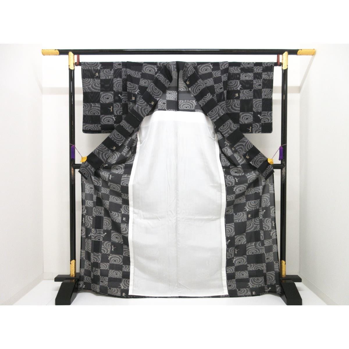 【新品】単衣　駒絽小紋