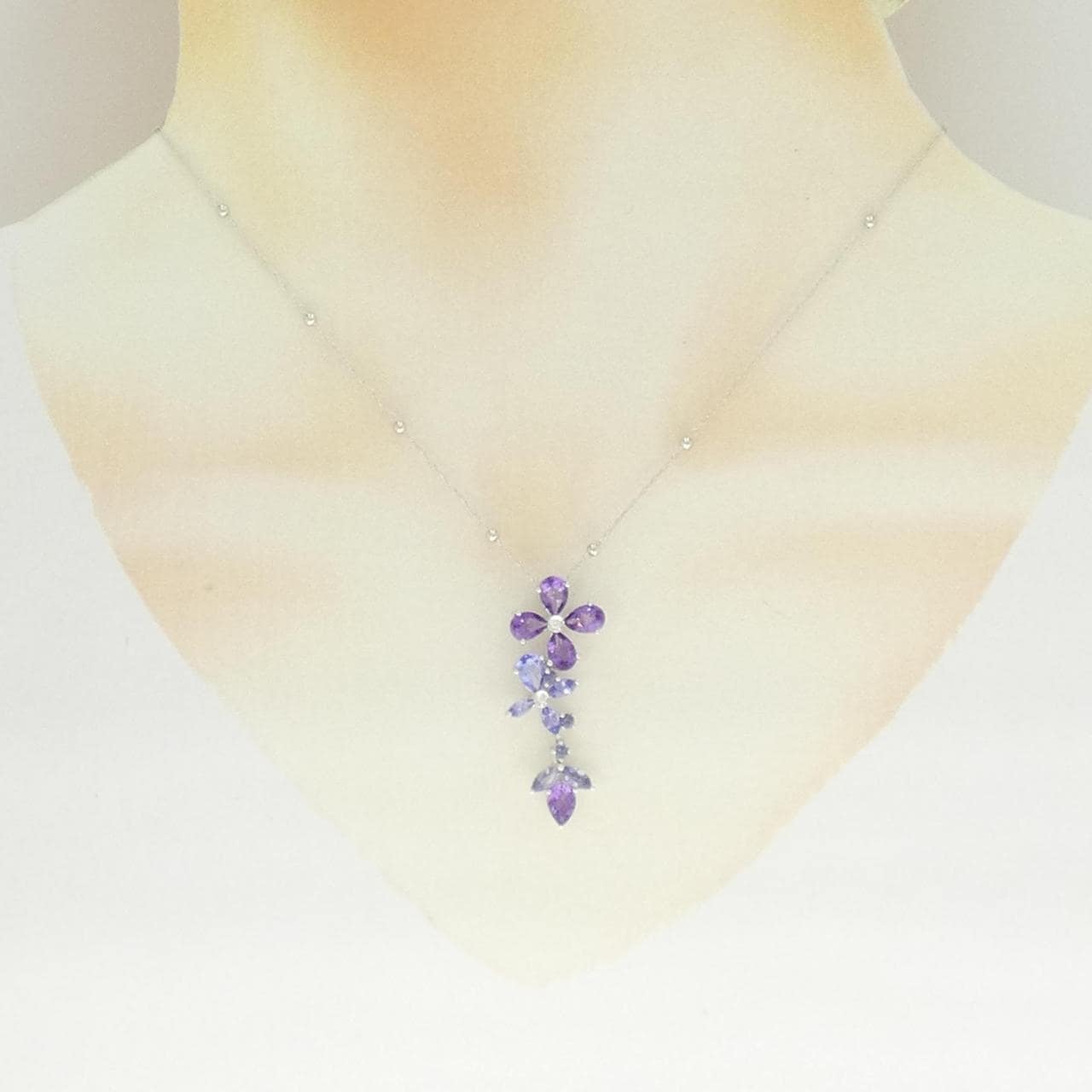 K18WG フラワー カラーストーン ネックレス