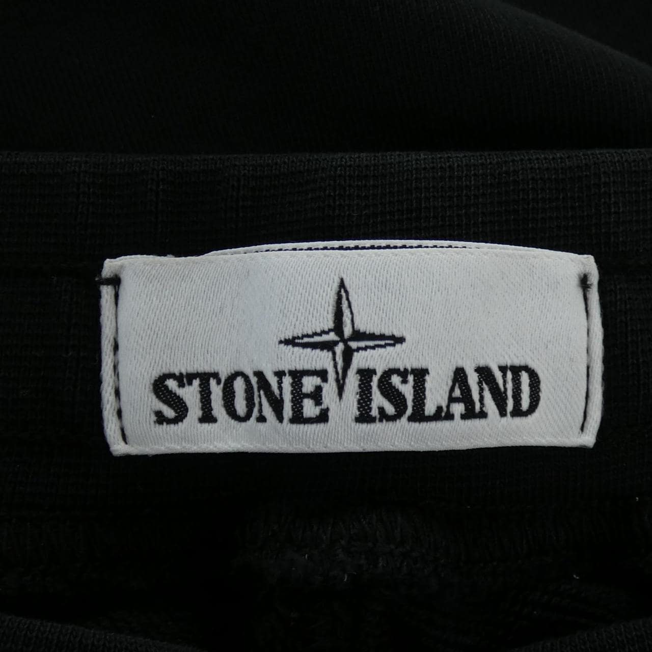ストーンアイランド STONE ISLAND 721564651 ショートパンツ
