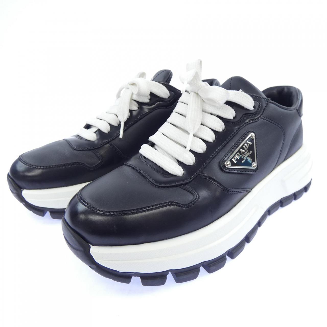 プラダ PRADA トライアングルロゴ 1E804M スニーカー