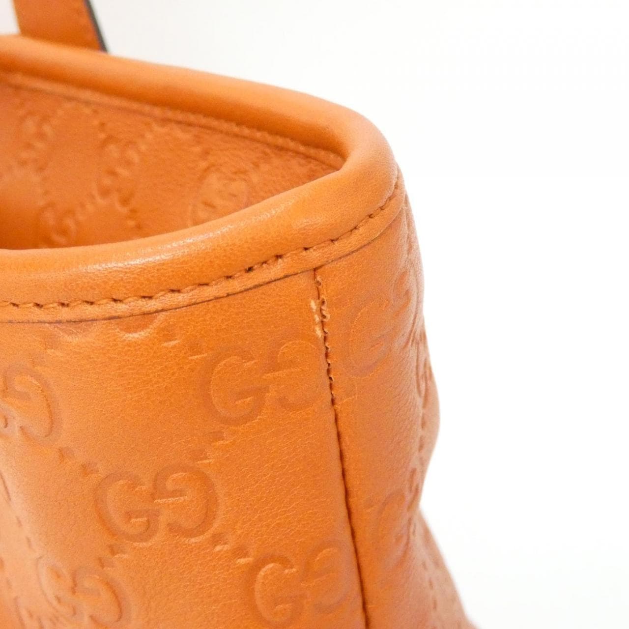 グッチ 211137 BNX1G バッグ