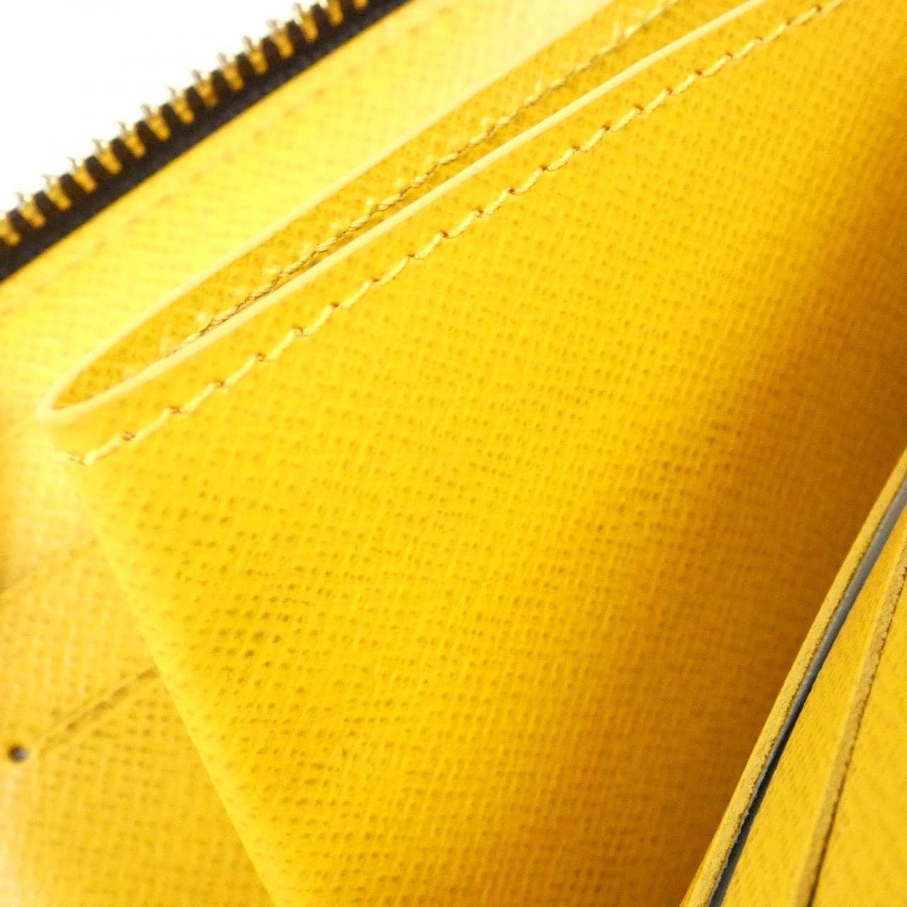 ルイヴィトン モノグラム ポルトフォイユ ノア コンパクト M83664 財布