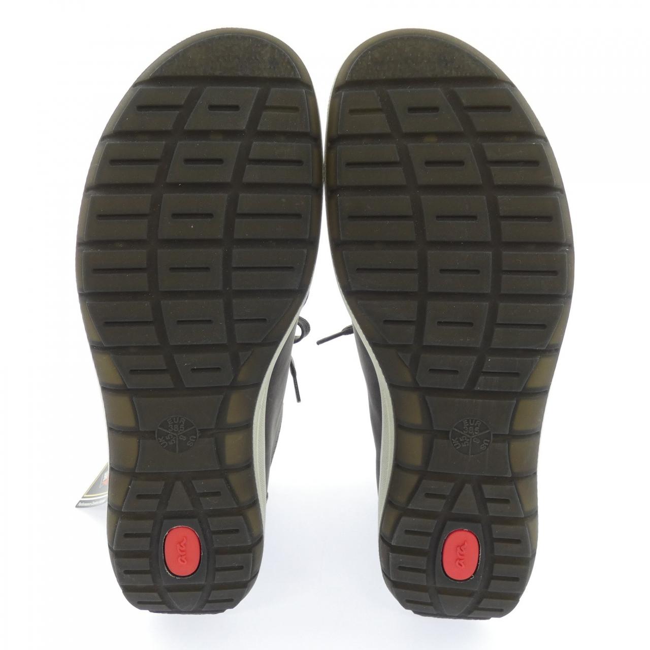 ARA Sneakers