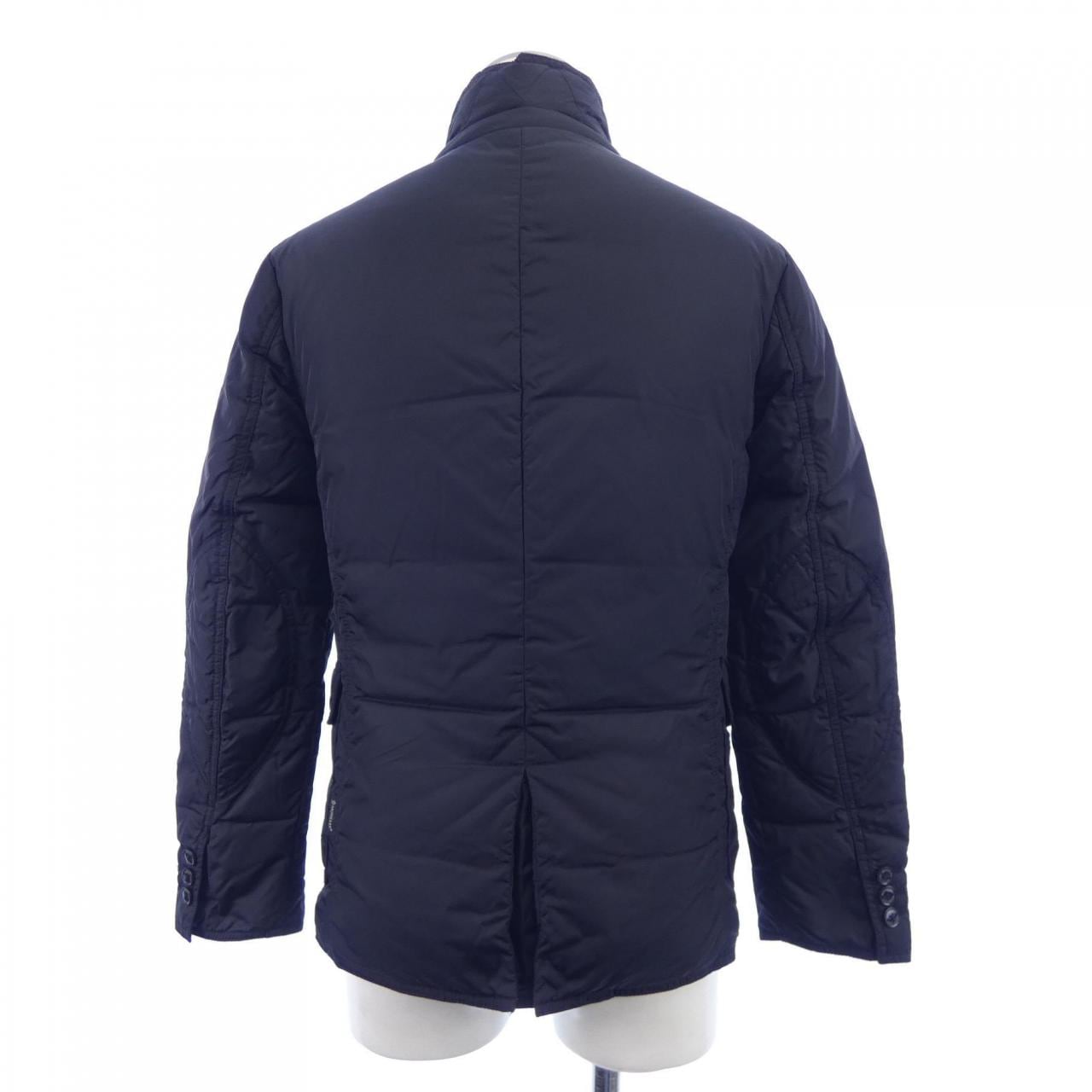 モンクレール MONCLER ダウンジャケット