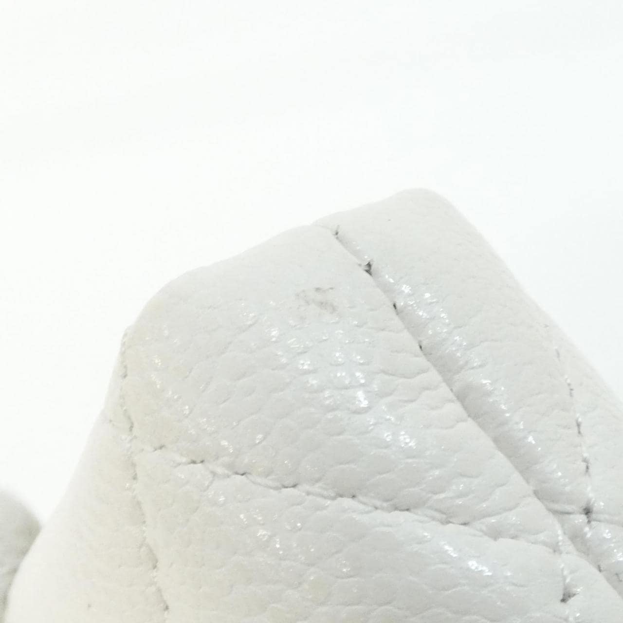 シャネル タイムレスクラシック ライン AP4423 チェーンクラッチ