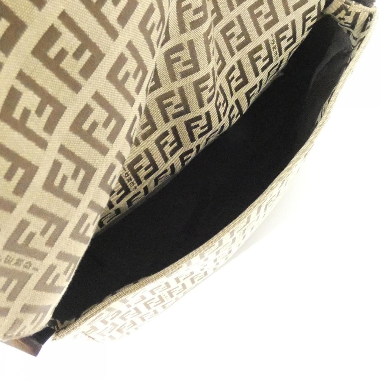 【ヴィンテージ】フェンディ マンマ バゲット 8BR001 NY1 ショルダーバッグ