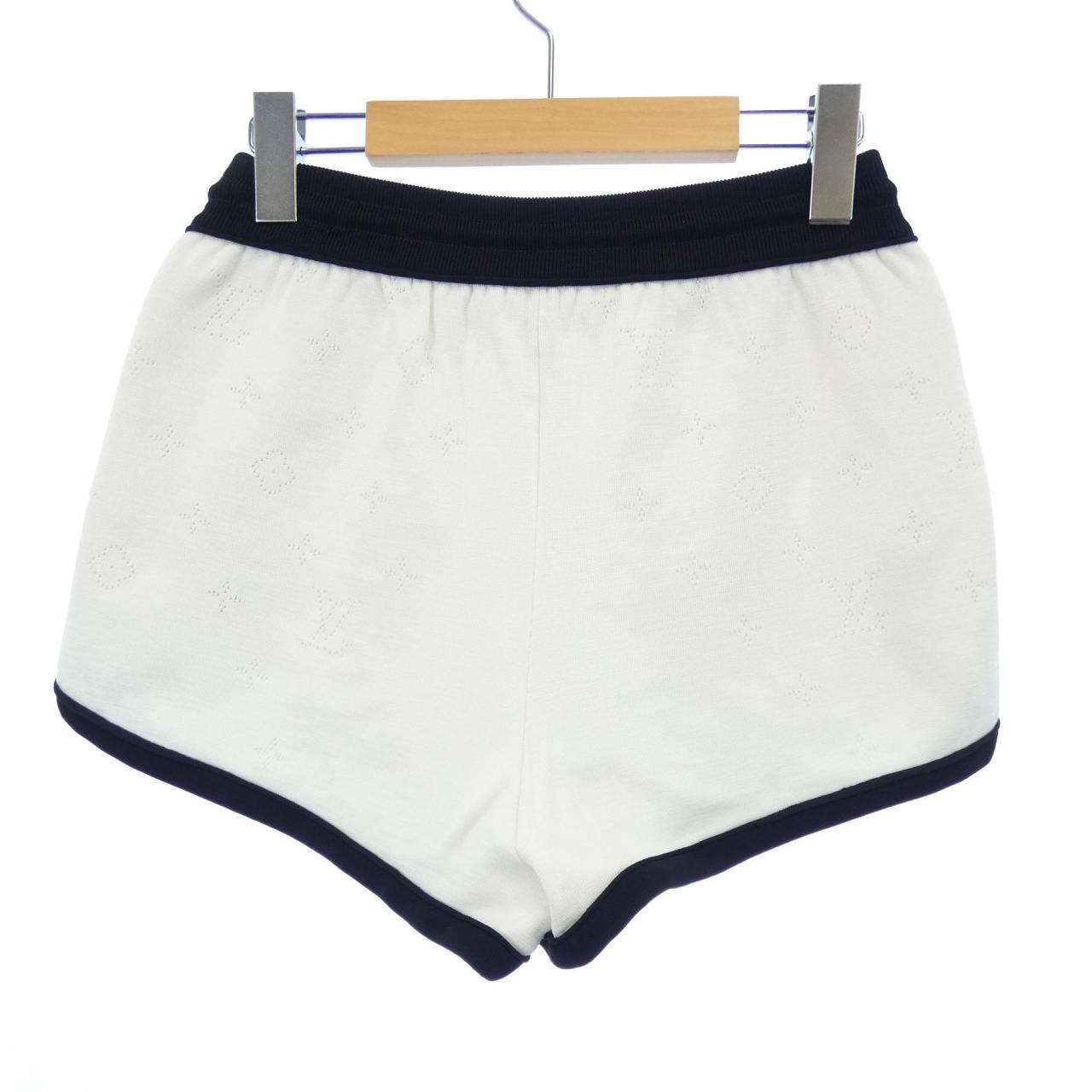 ルイヴィトン LOUIS VUITTON モノグラムオープンワーク FNKP05N82 ショートパンツ