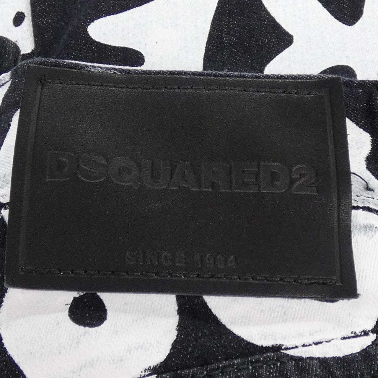 ディースクエアード DSQUARED2 S75LB0908 ジーンズ