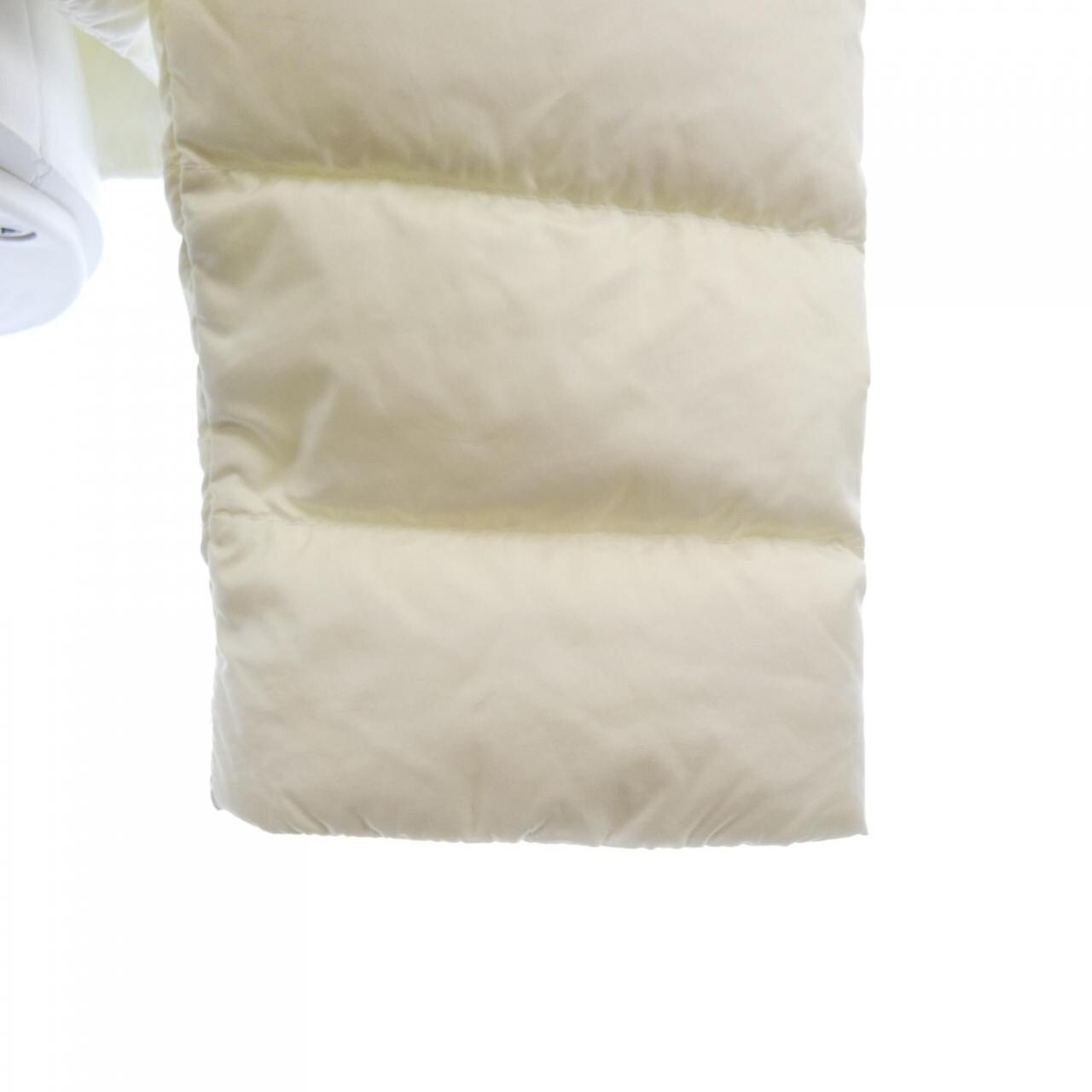 モンクレール MONCLER 53048 CRISTAL ダウンジャケット