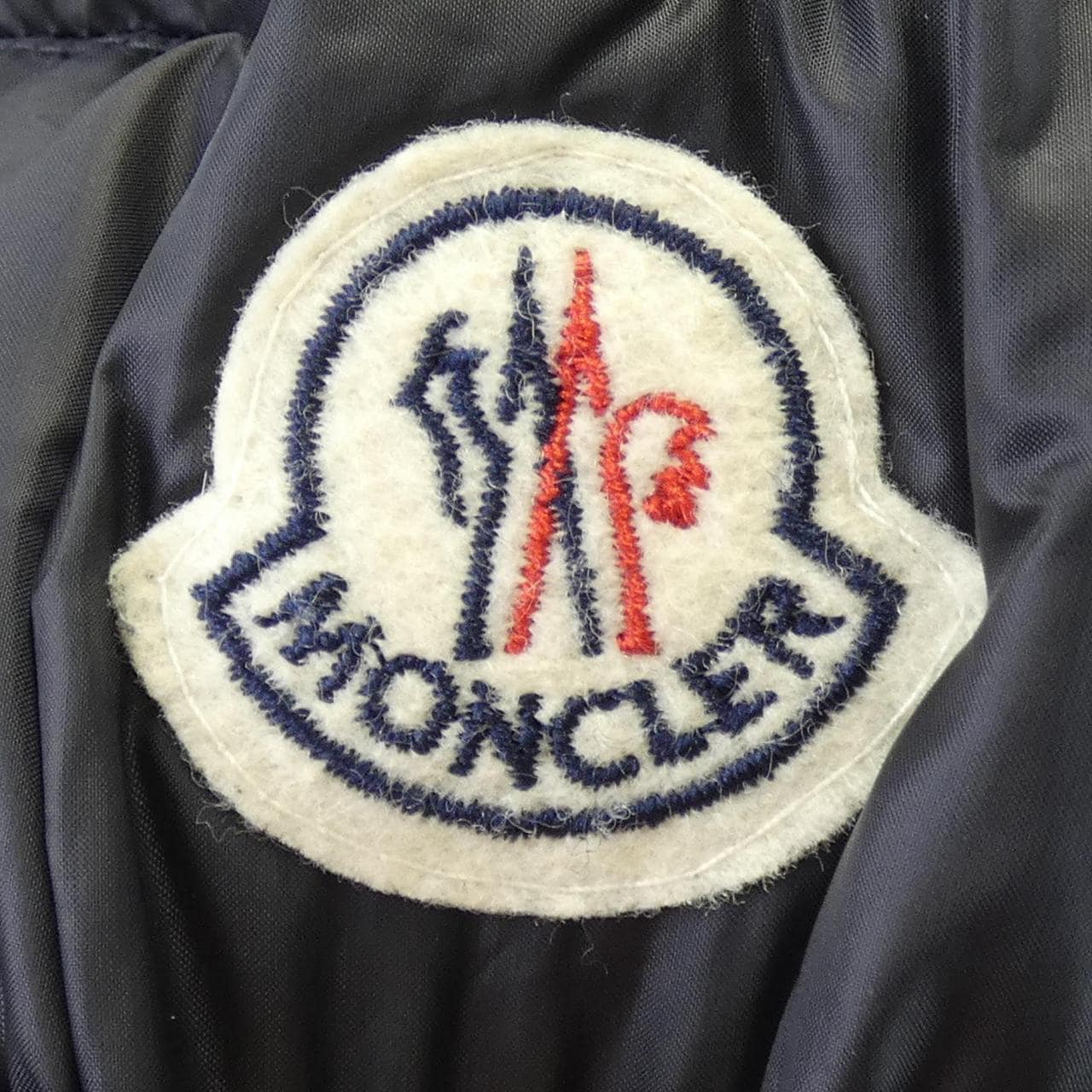 モンクレール MONCLER LOEILL ダウンジャケット