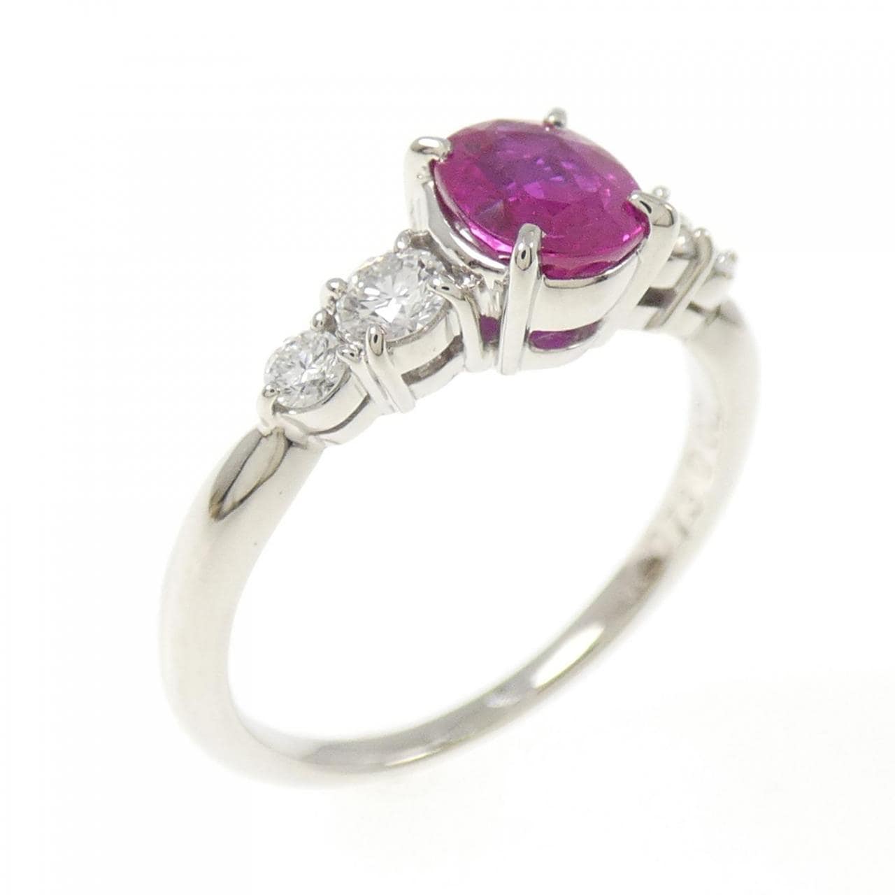 PT900 ルビー リング 0.73CT