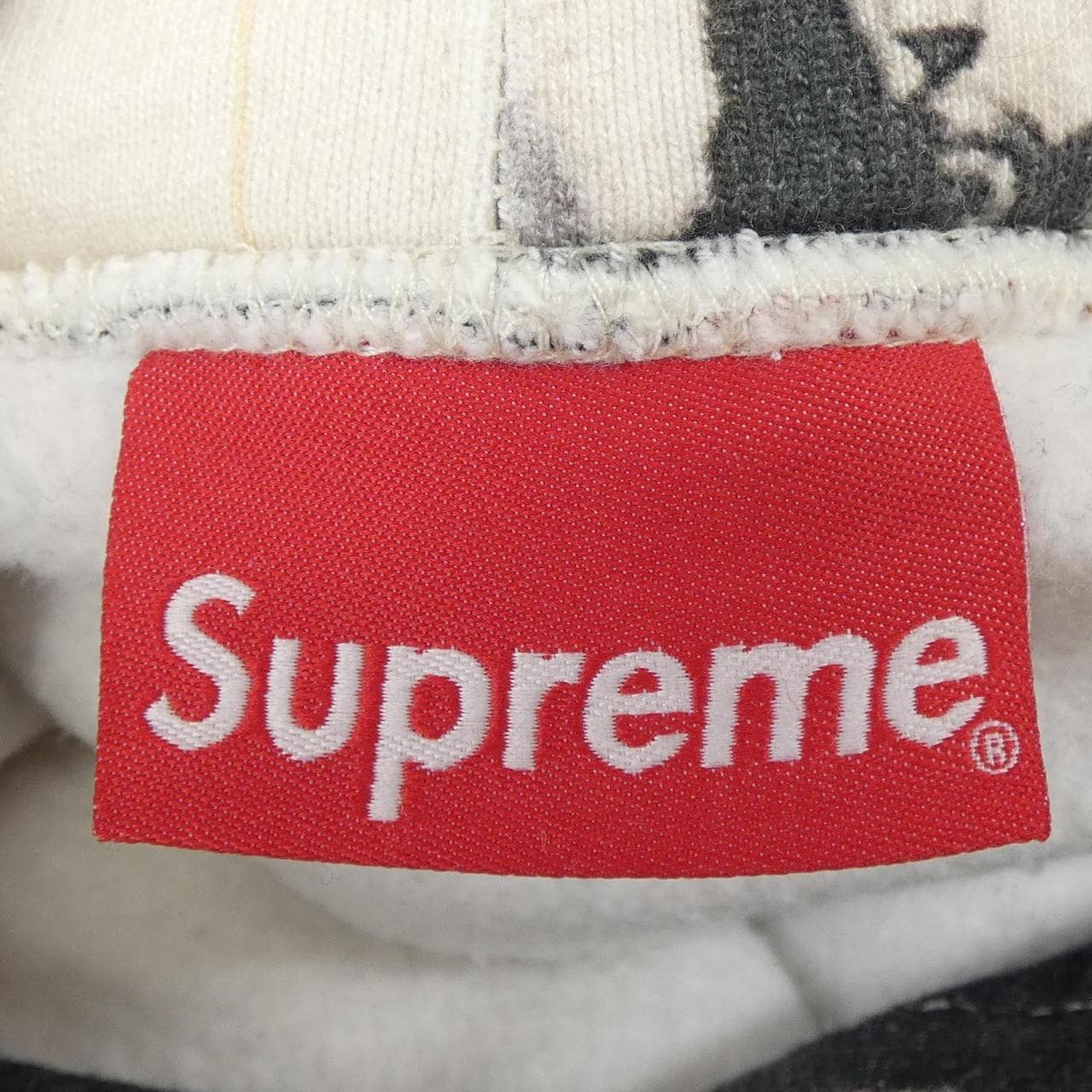 シュプリーム SUPREME パーカー