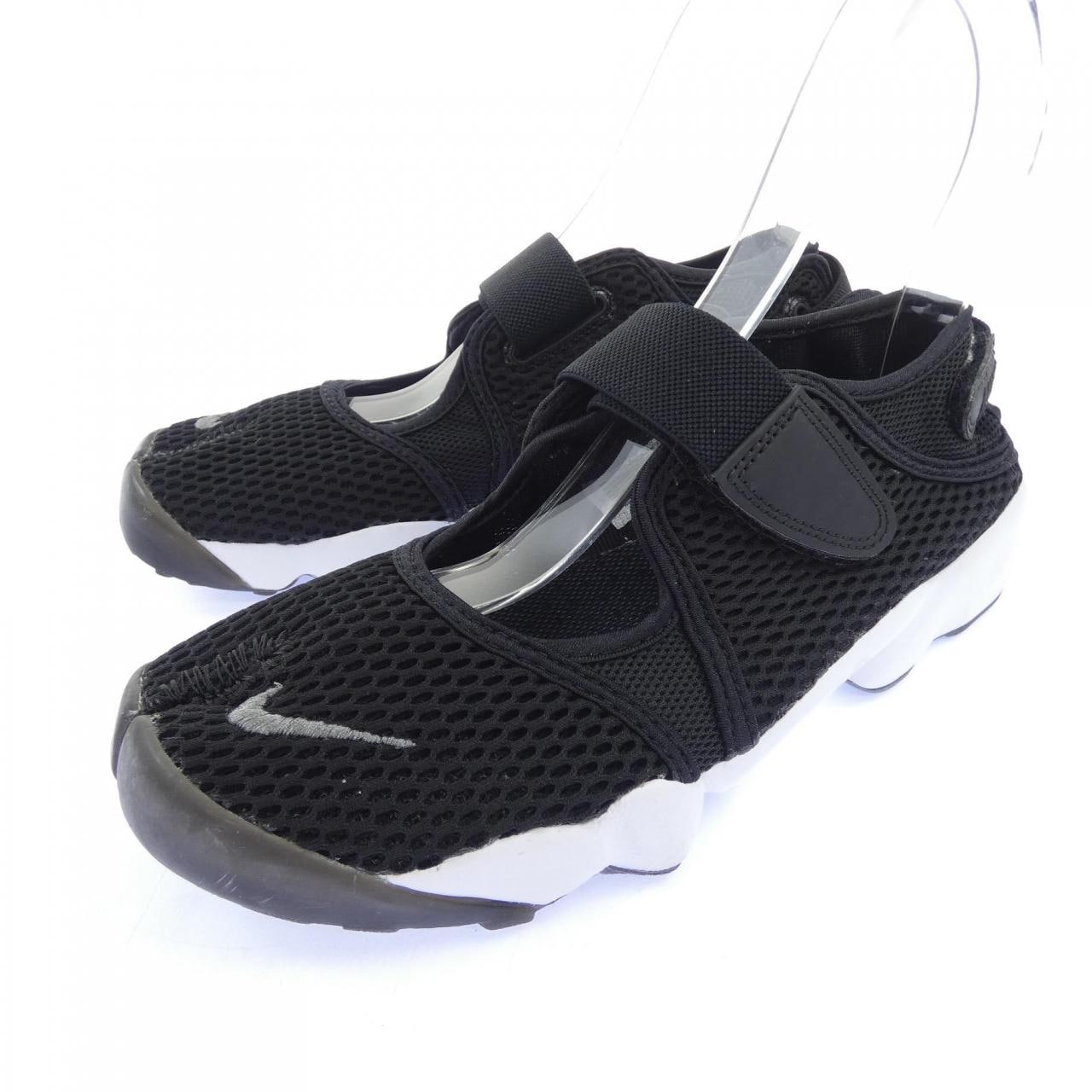 ナイキ NIKE 848386-001 スニーカー