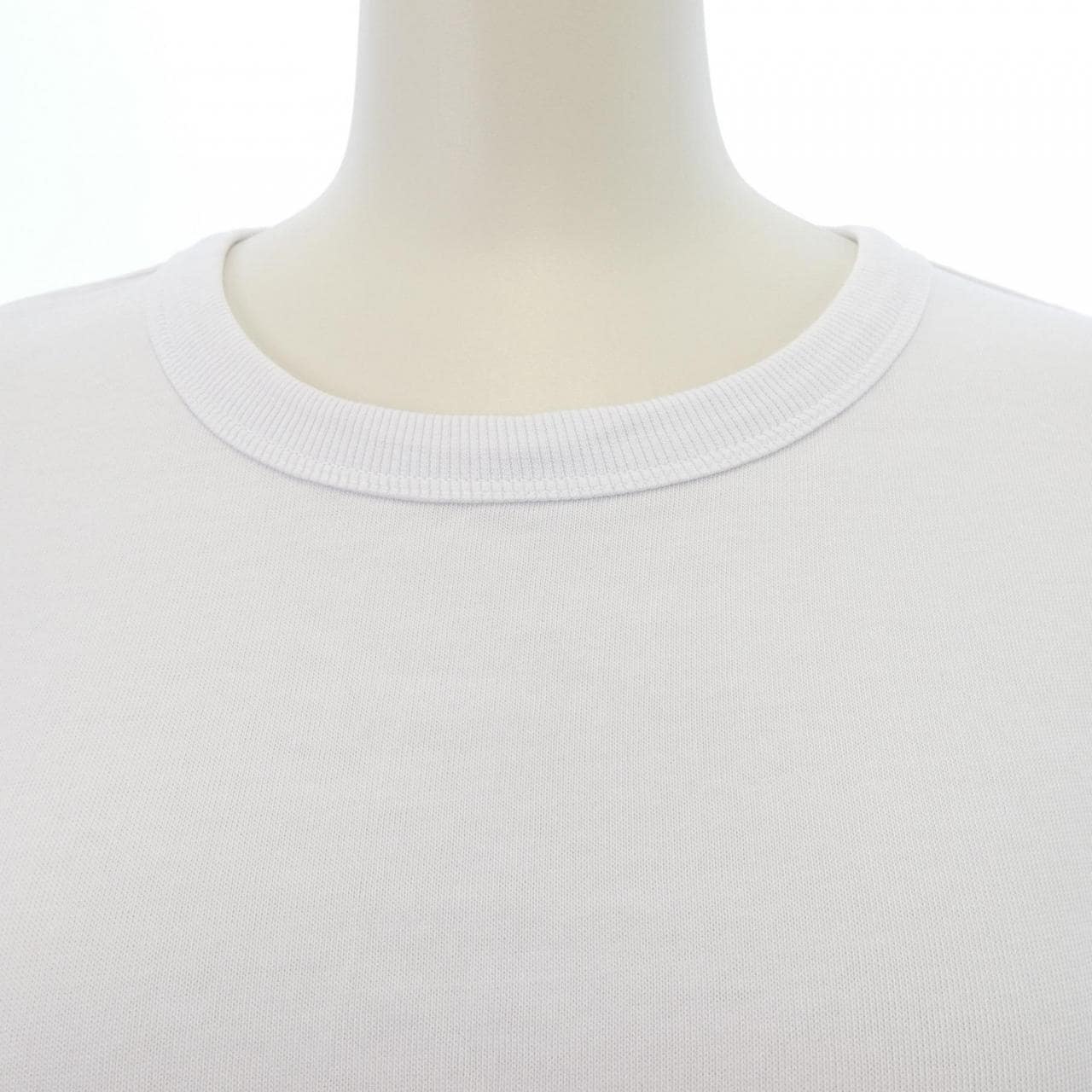 NINETY PERCENT Tシャツ
