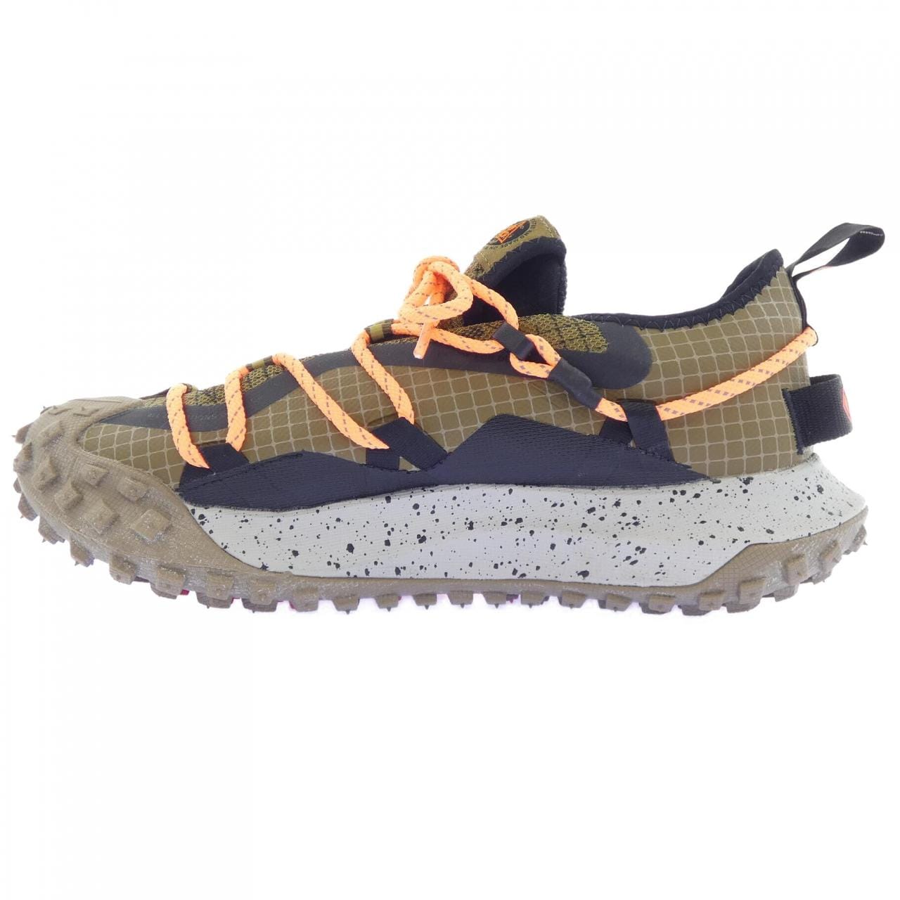 ナイキ NIKE DD2861 200 スニーカー