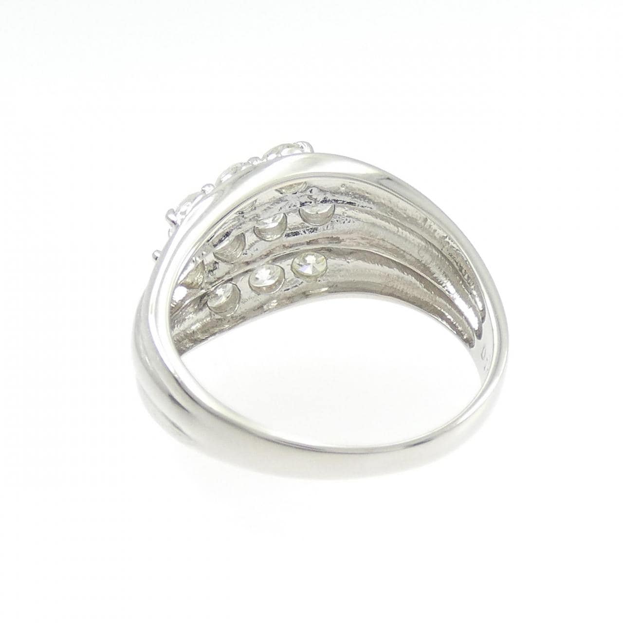 PT850 ダイヤモンド リング 1.00CT