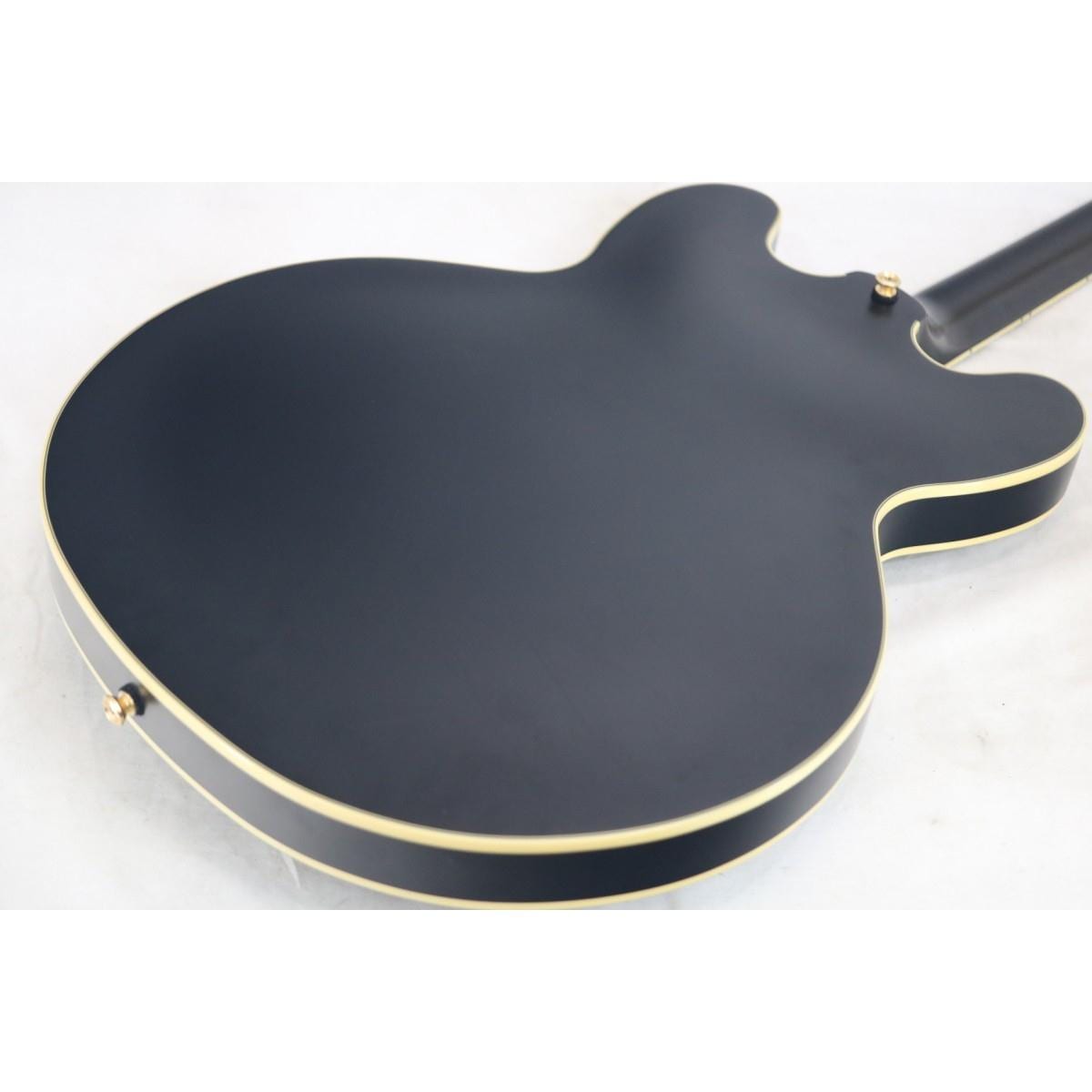ＥＰＩＰＨＯＮＥ　　ＥＭＩＬＹ　ＷＯＬＦＥ　ＳＨＥＲＡＴＯＮ
