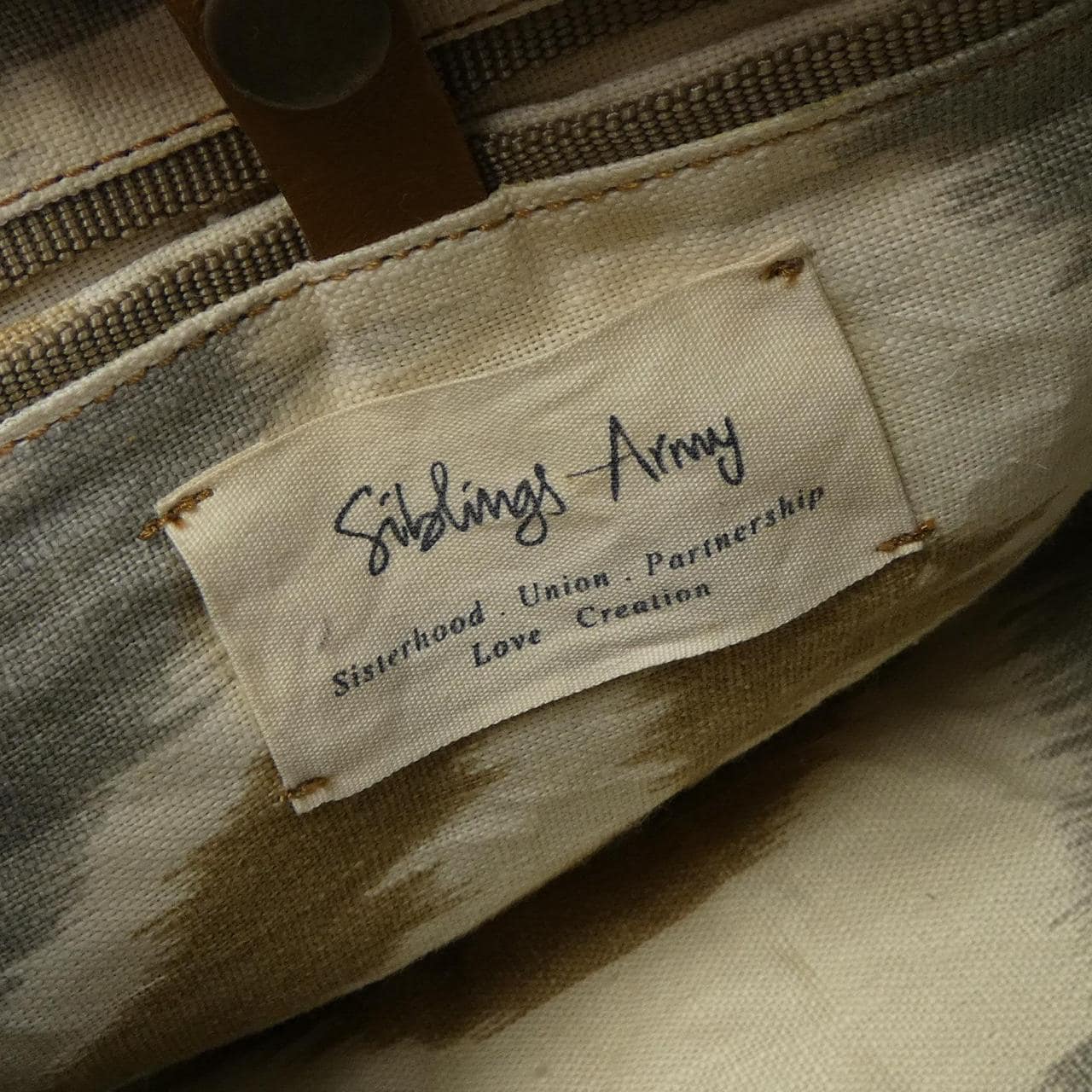SIBLINGS ARMY BAG