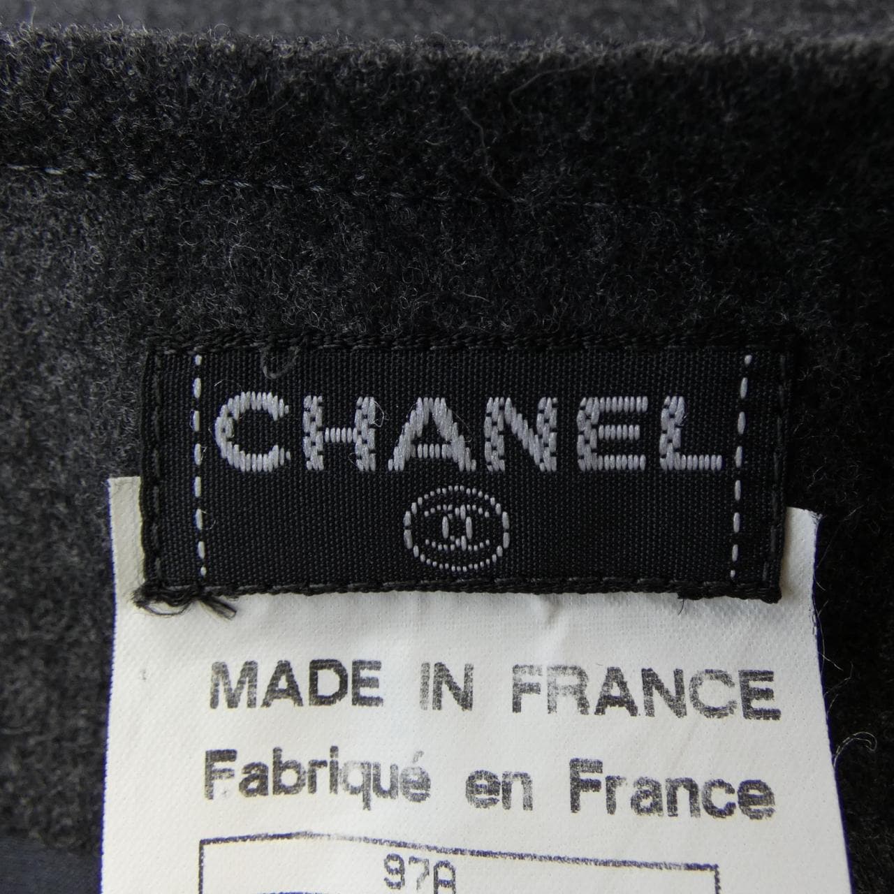 【ヴィンテージ】シャネル CHANEL P09113V05826 97A スカート