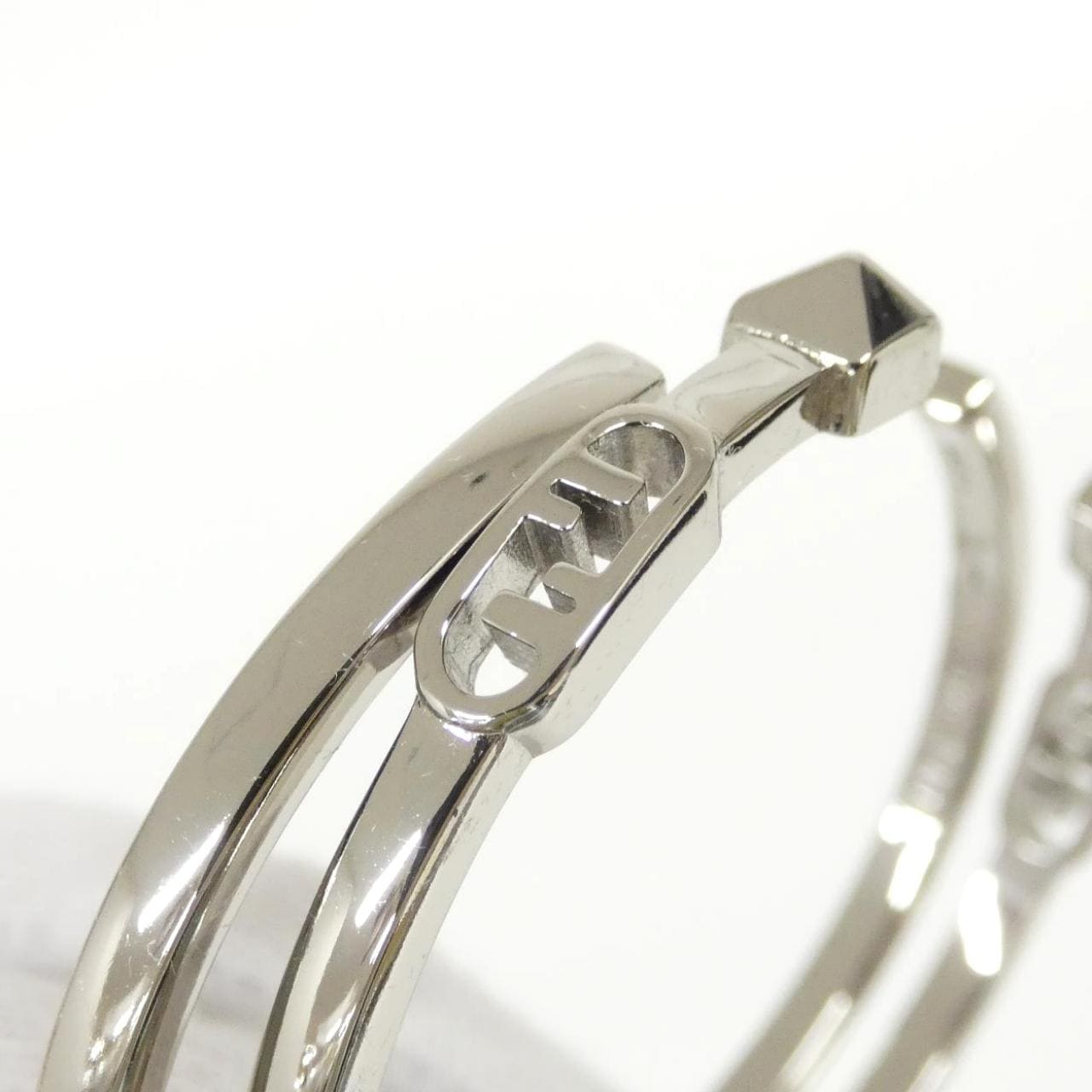 【新品】フェンディ 8AK329 B08 ブレスレット