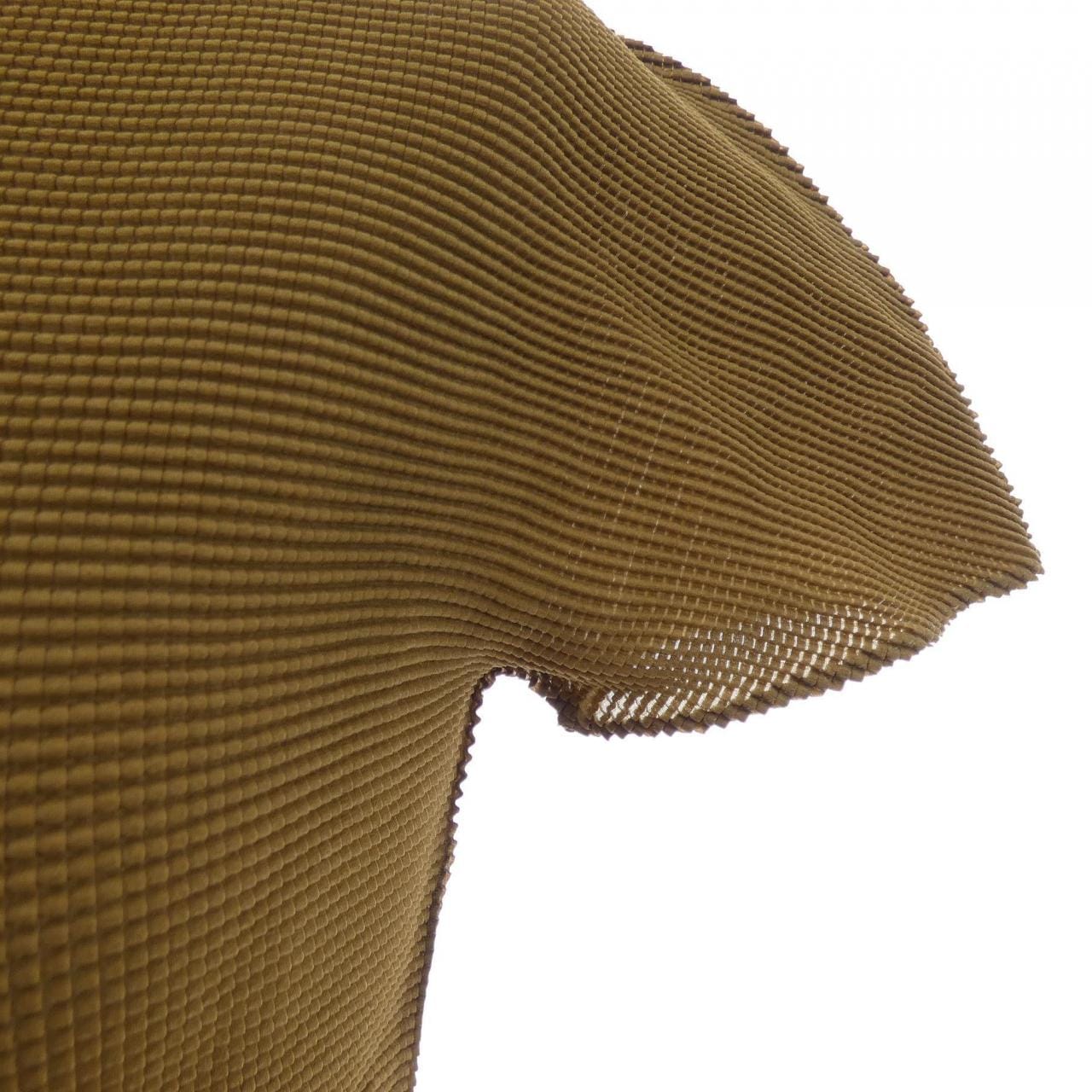 ミーイッセイミヤケ me ISSEY MIYAKE MI61FK225 トップス