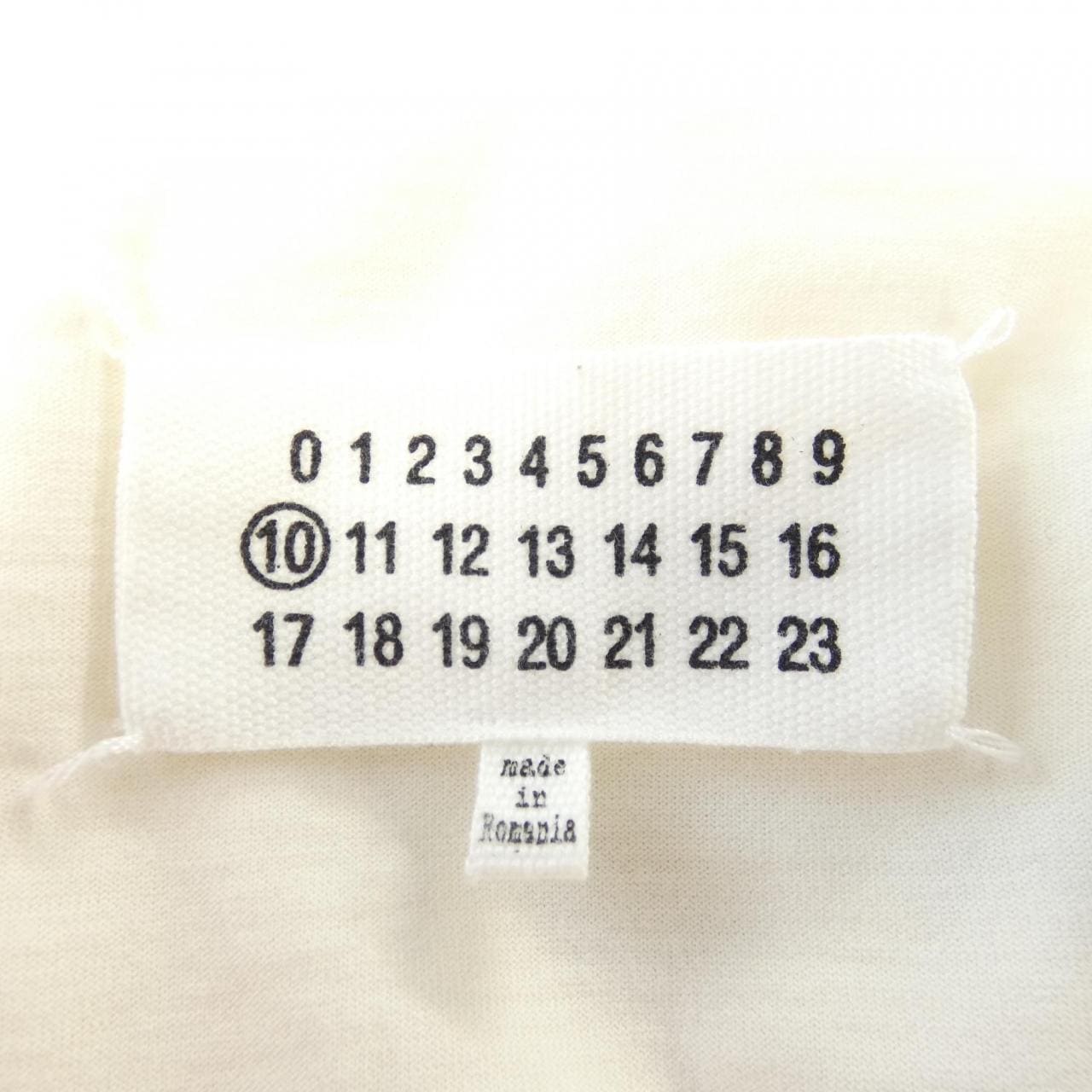 メゾンマルジェラ Maison Margiela Tシャツ