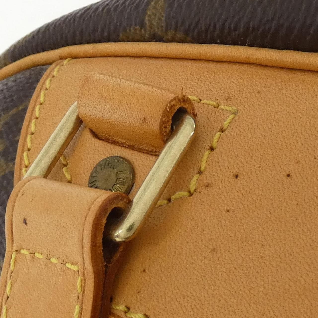 LOUIS VUITTON Monogram Excursion M41450 包