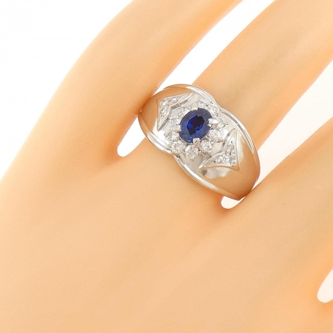 PT900 サファイヤ リング 0.57CT