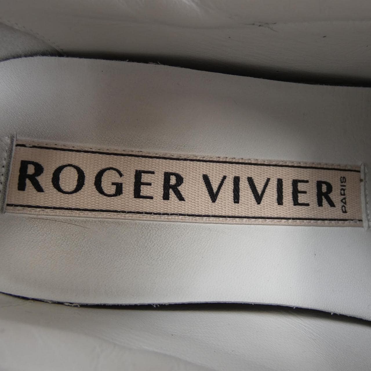 ロジェヴィヴィエ ROGER VIVIER スニーカー