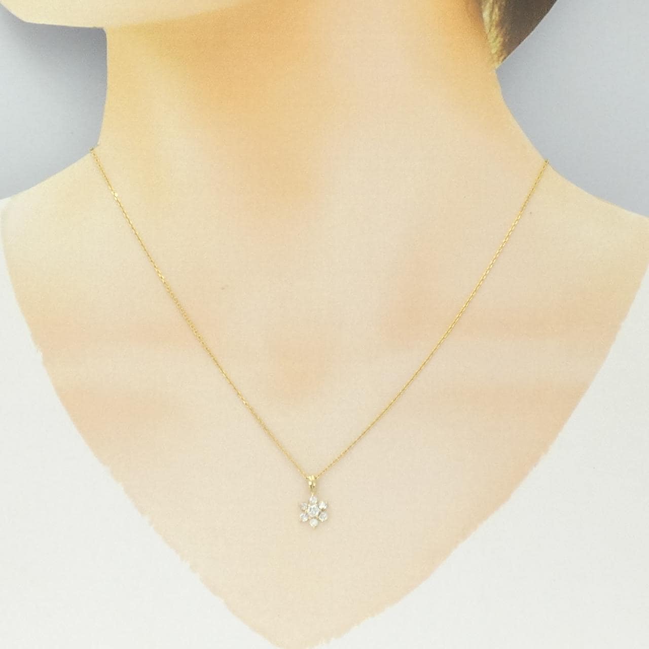 K18YG フラワー ダイヤモンド ネックレス 0.31CT