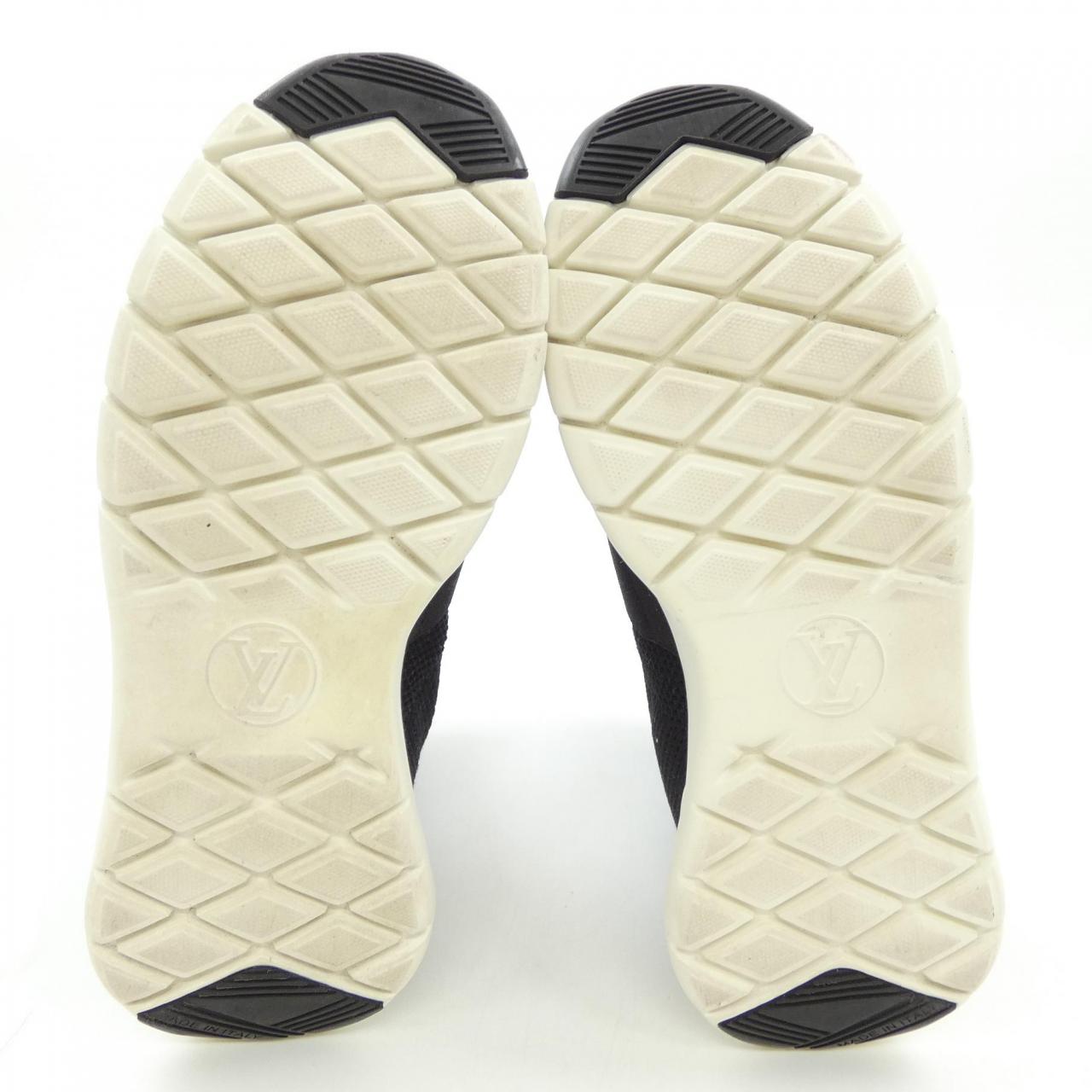 LOUIS LOUIS VUITTON sneakers