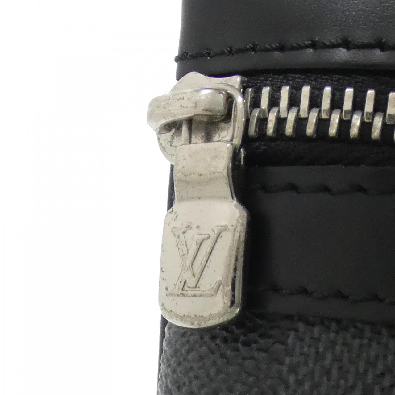 ルイヴィトン ダミエ グラフィット トマス N58028 ショルダーバッグ