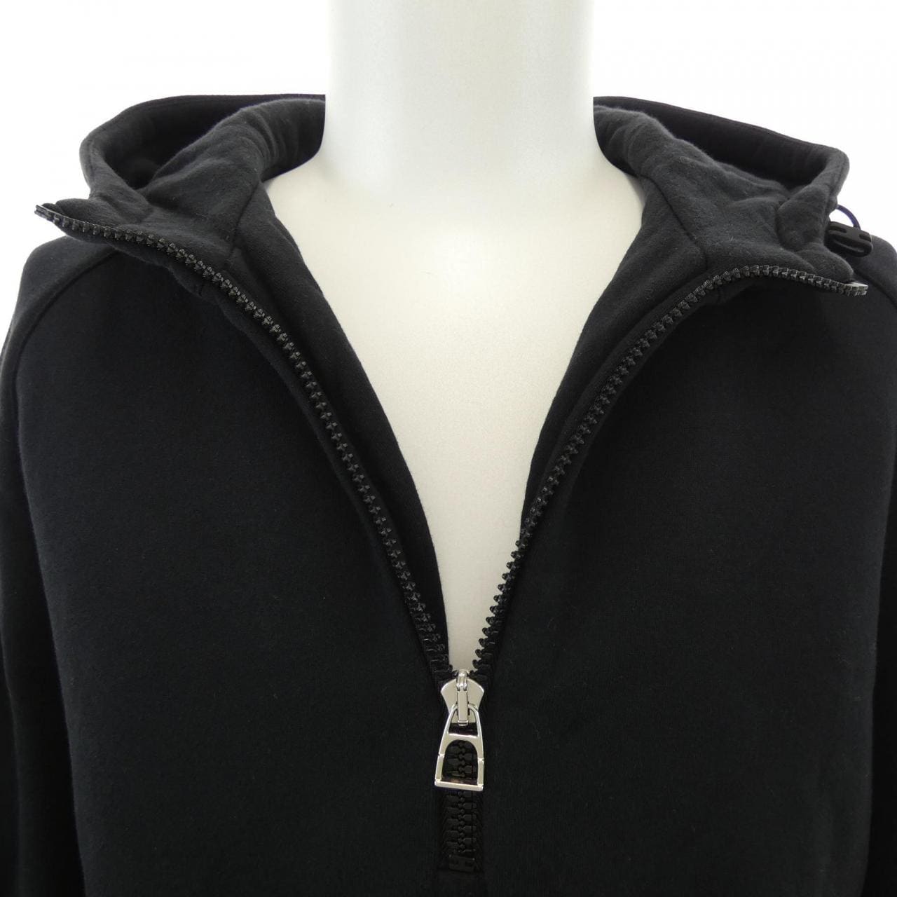 エルメス HERMES SELLIE クルードセル　CLOU DE SELLE H800736E エルメス フィット パーカー