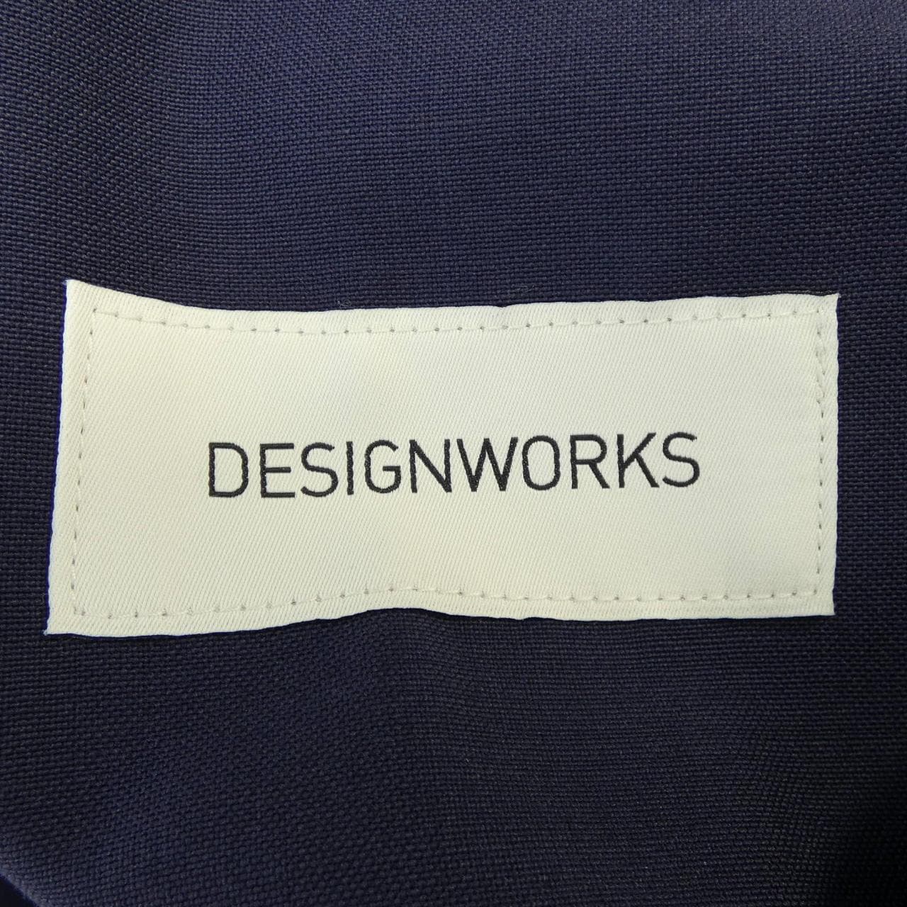 DESIGN WORKS DESIGN WORKS Suit