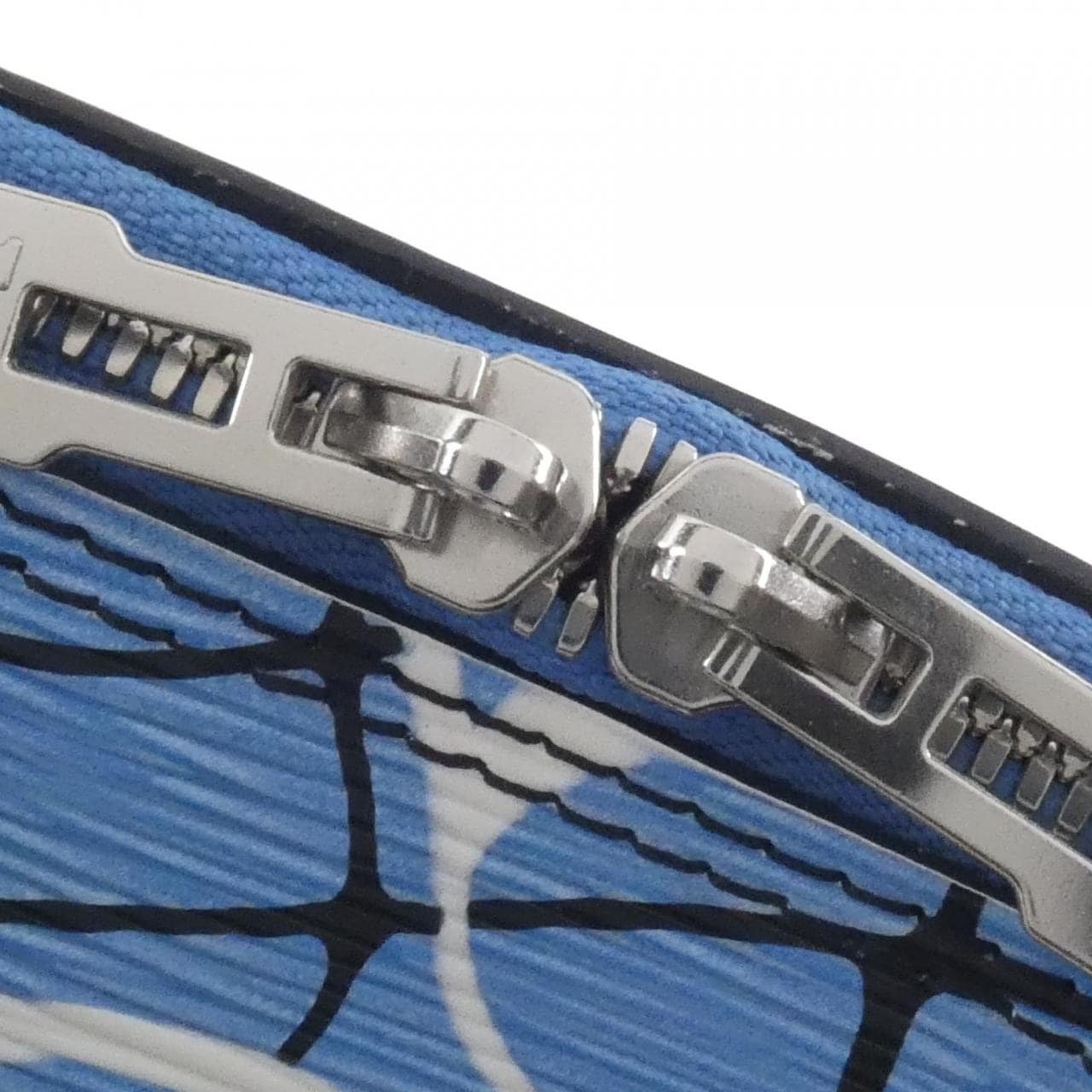 ルイヴィトン キュイール エピ アルマ PM M41571 バッグ