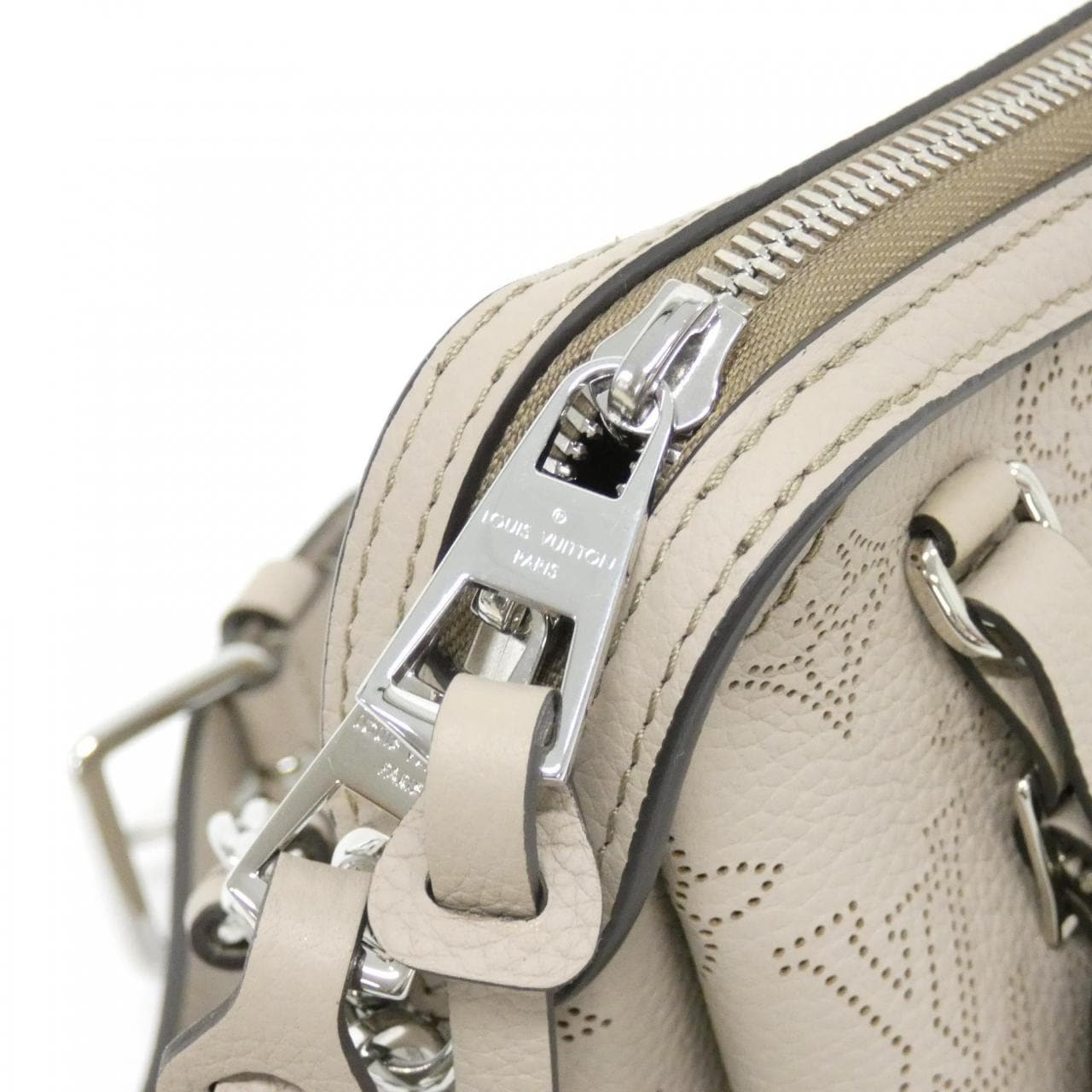 ルイヴィトン マヒナ ハンド イット オール PM M24255 ショルダーバッグ