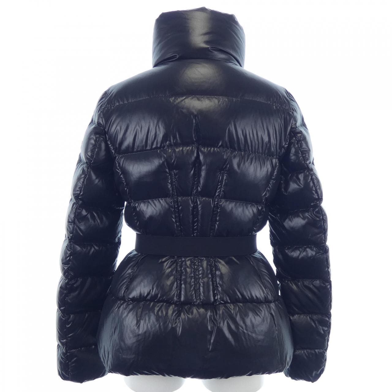 モンクレール MONCLER ダウンジャケット