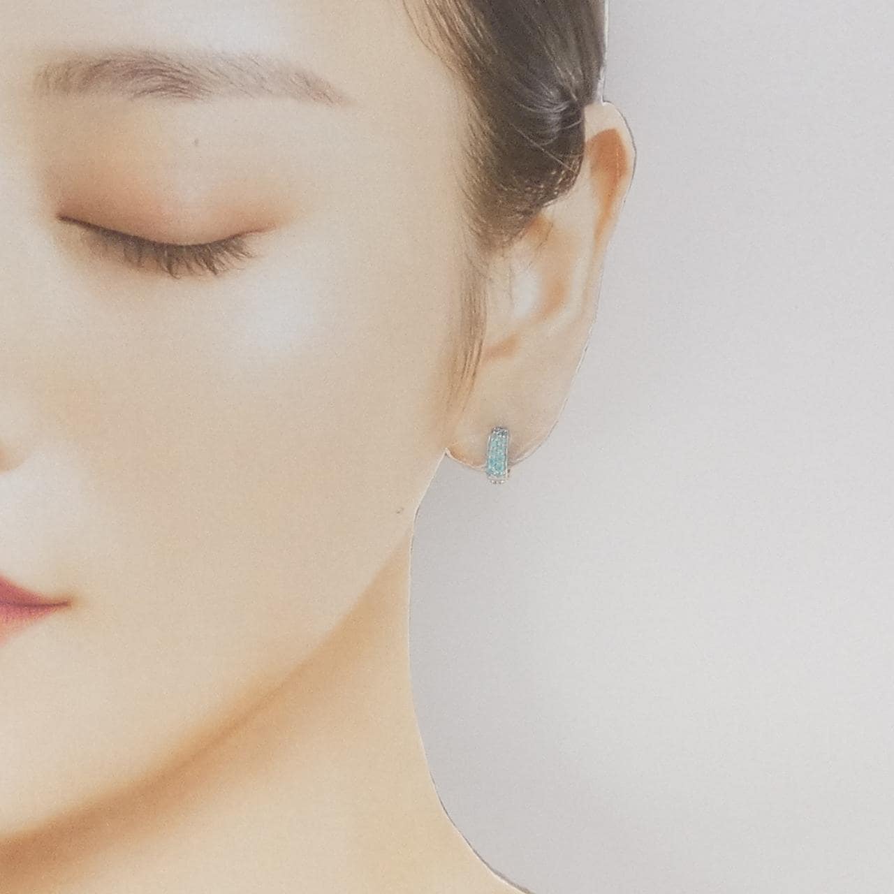 K18YG/K18WG碧璽耳夹0.28克拉