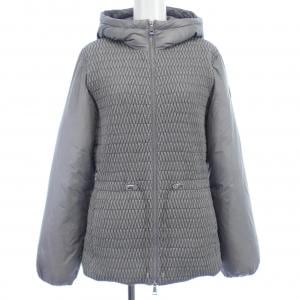 モンクレール MONCLER ダウンジャケット