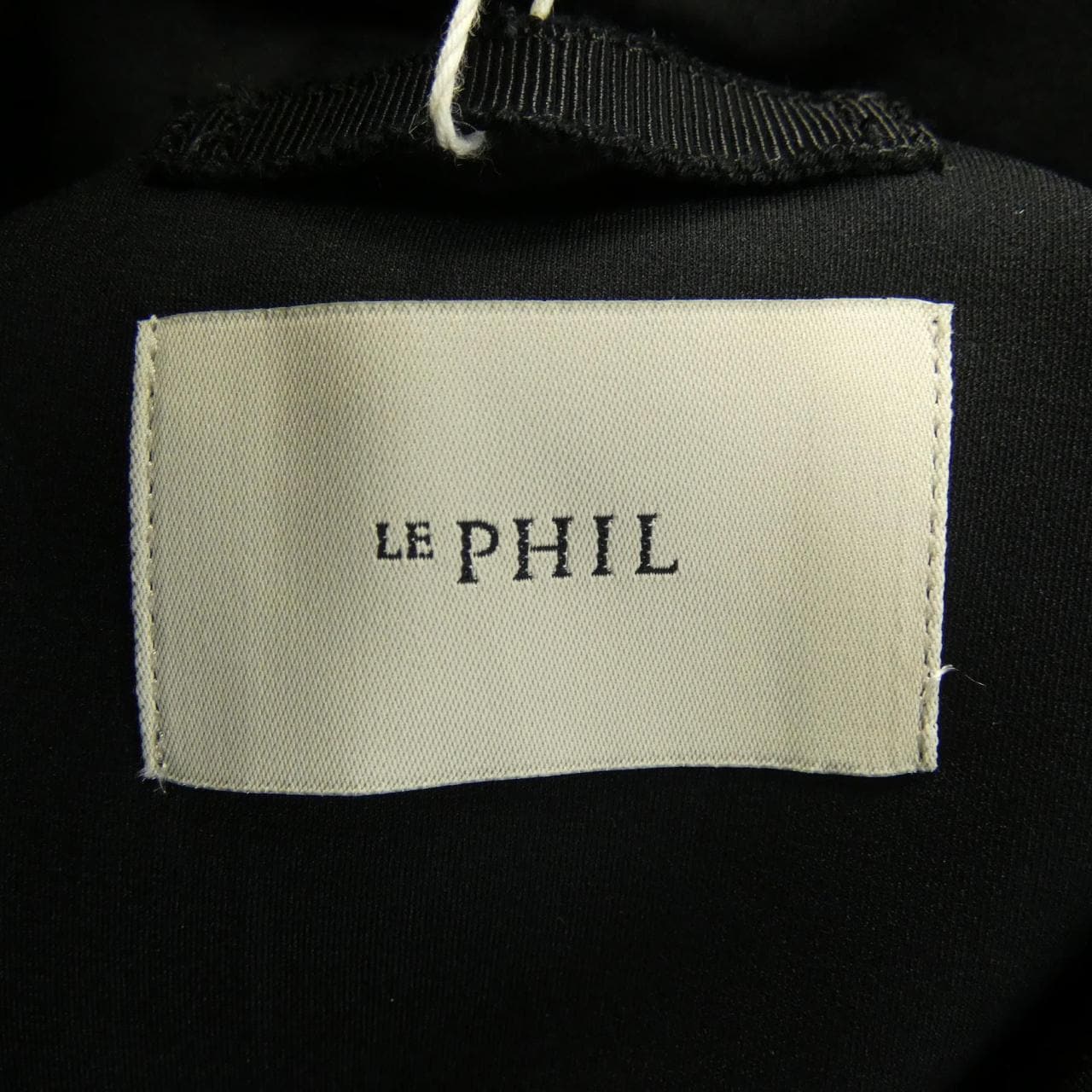 ルフィル LE PHIL ベスト