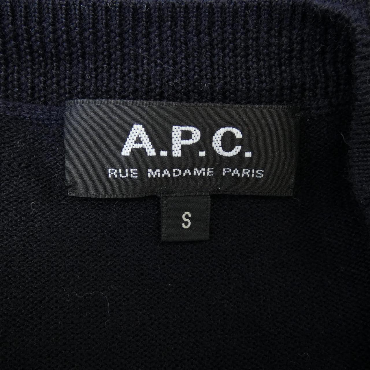 アーペーセー A.P.C. ニット