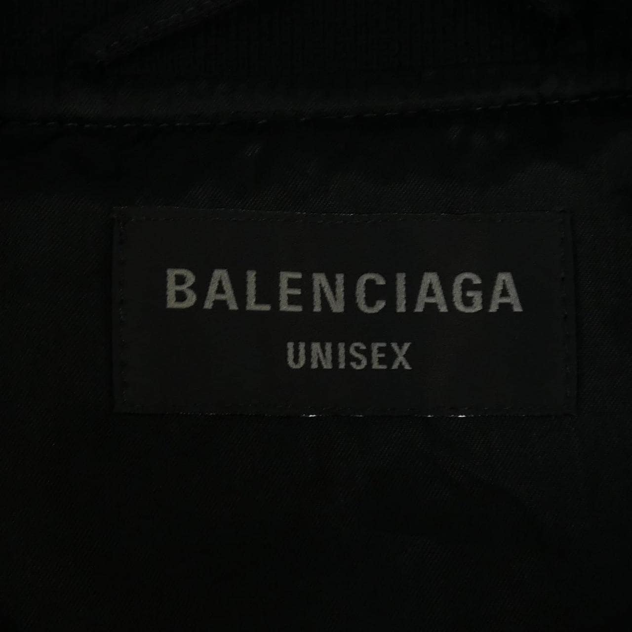 バレンシアガ BALENCIAGA 763434 TN027 UNISEX ブルゾン