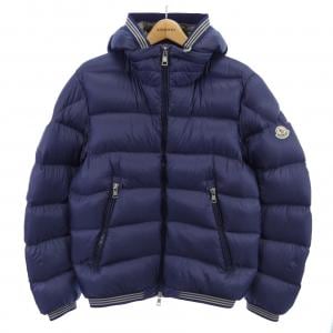 モンクレール MONCLER ダウンジャケット