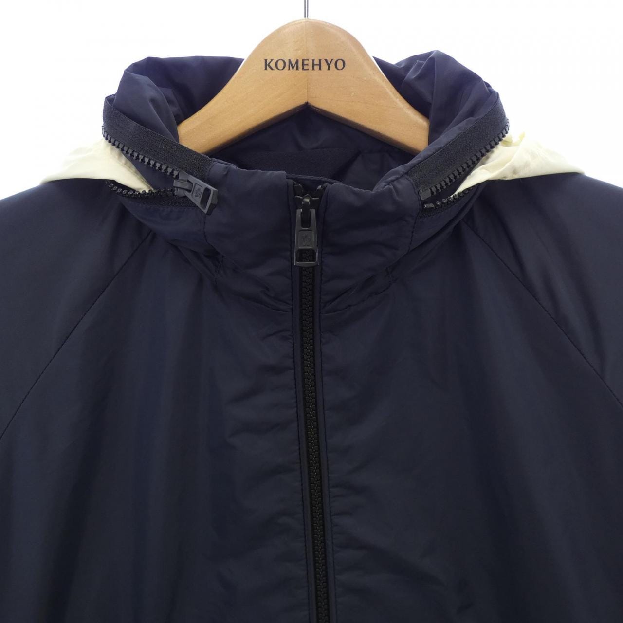 モンクレール MONCLER ブルゾン