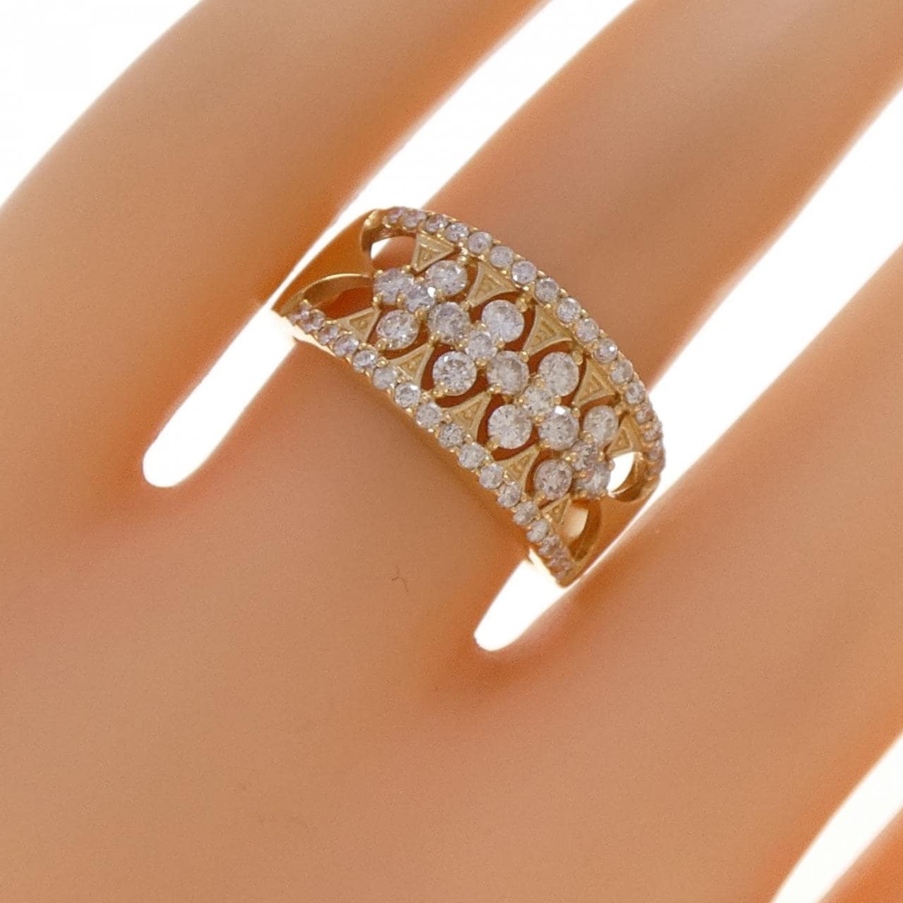 K18YG ダイヤモンド リング 0.70CT