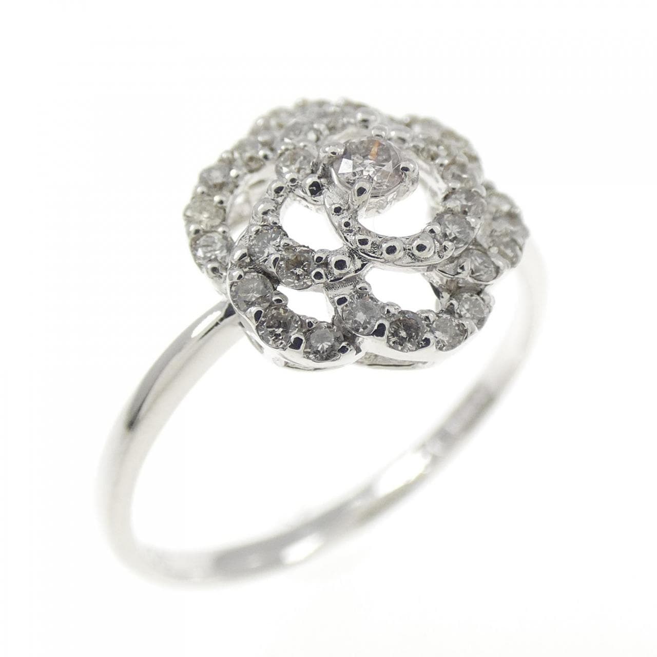 K18WG フラワー ダイヤモンド リング 0.03CT