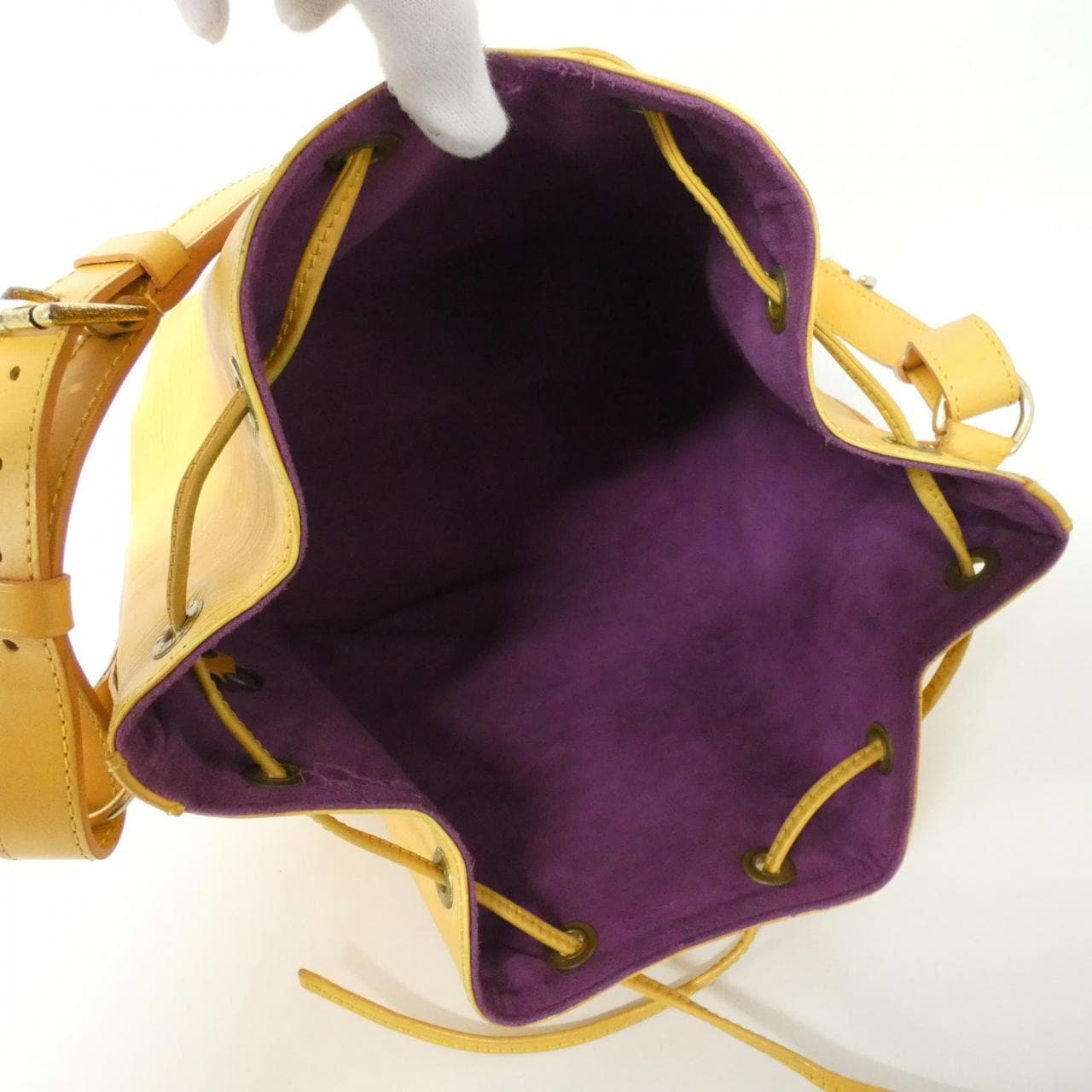 ルイヴィトン エピ プチ ノエ M44109 ショルダーバッグ