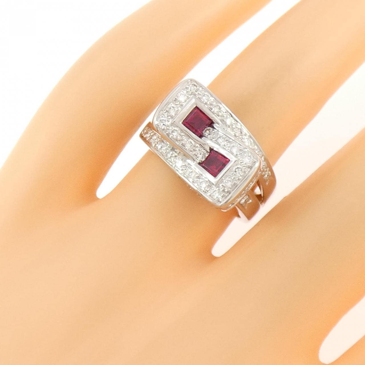 750WG ルビー リング 0.42CT